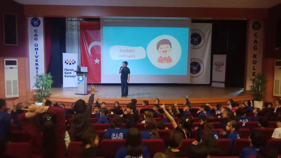 Çocuklarla Hem Eğleniyoruz Hem Öğreniyoruz